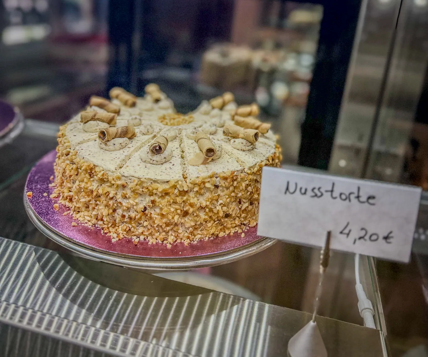 Kaffee und hausgemachte Torte